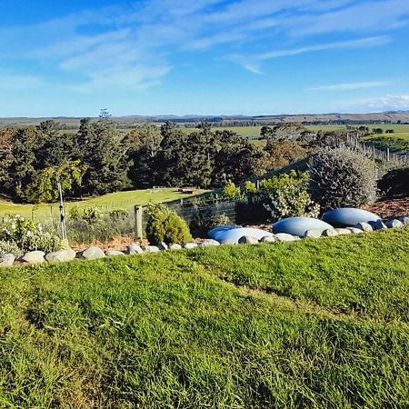 Hill Top Retreat Lower Dashwood Luaran gambar